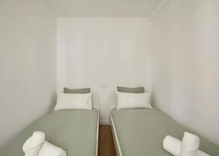 17 Next To El Molino Apartamento