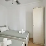 Apartamento 17 Next To El Molino Barcelona